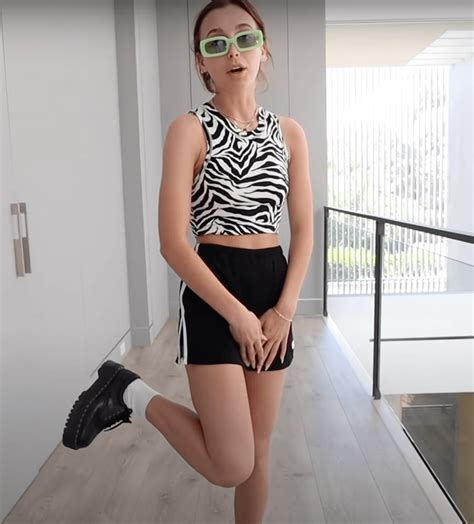 emma chamberlain prada outfit|emma chamberlain mfw.